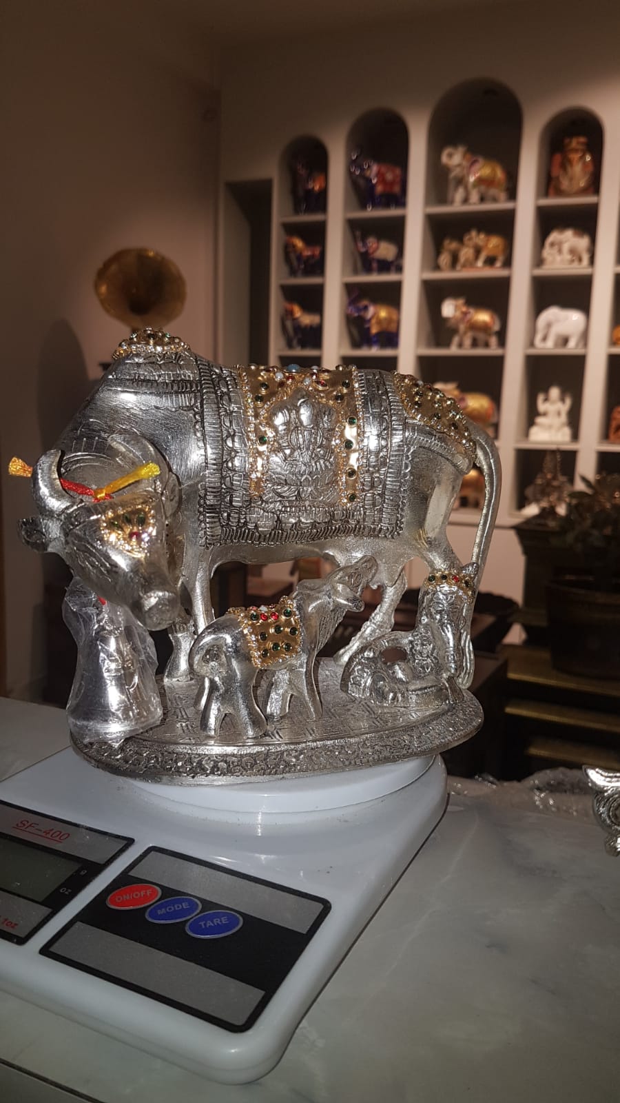 Big Cow & Calf with Golden Work – Handcrafted Sacred Decorative Showpiece