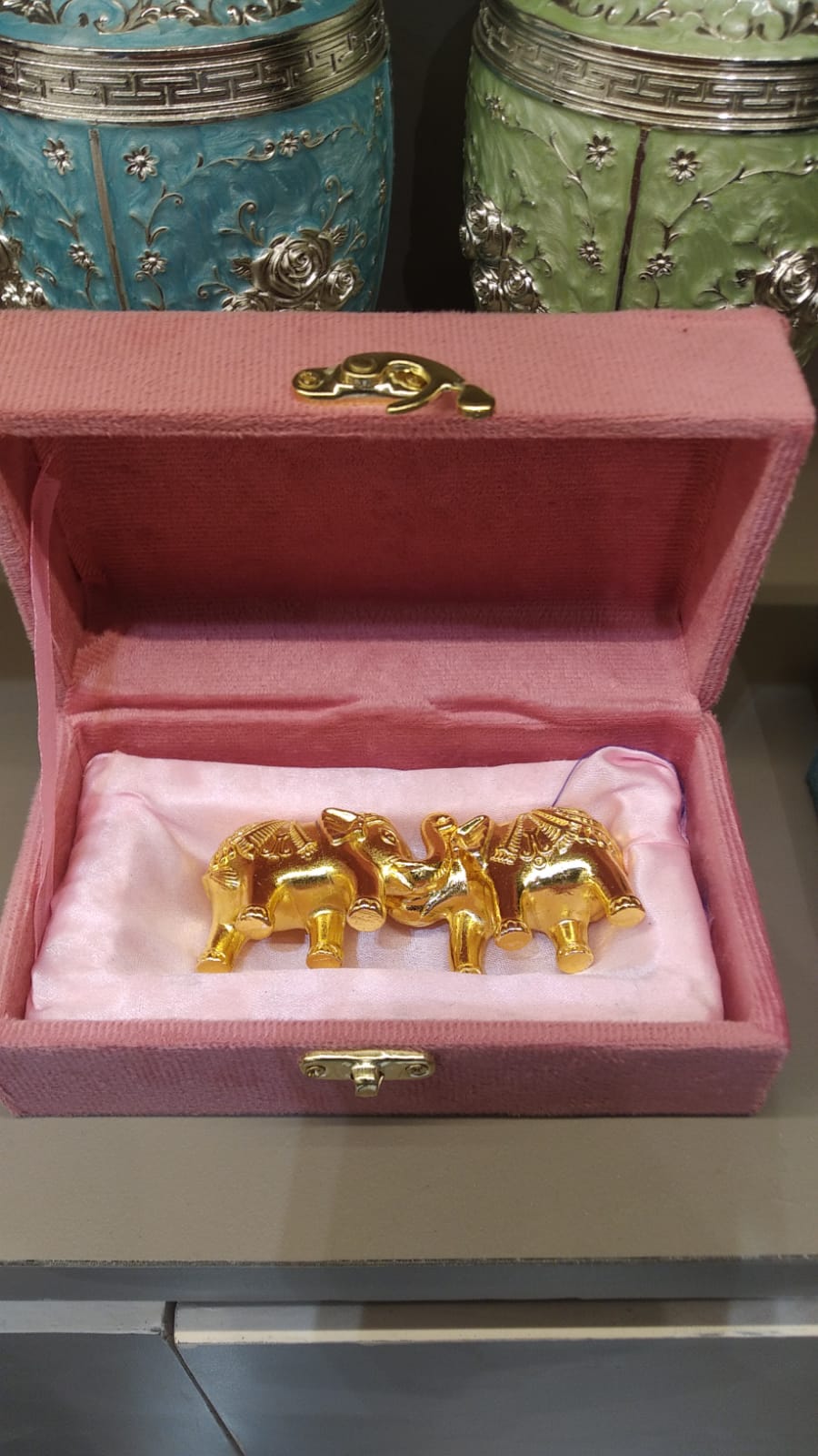 Solid Elephant Figurine with Box – Handcrafted Decorative Idol