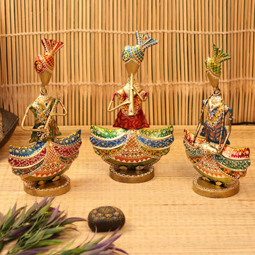 Handcrafted Iron Painted Musical Sitting Man Figurines – Set of 3 | Traditional Metal Home Décor Showpieces