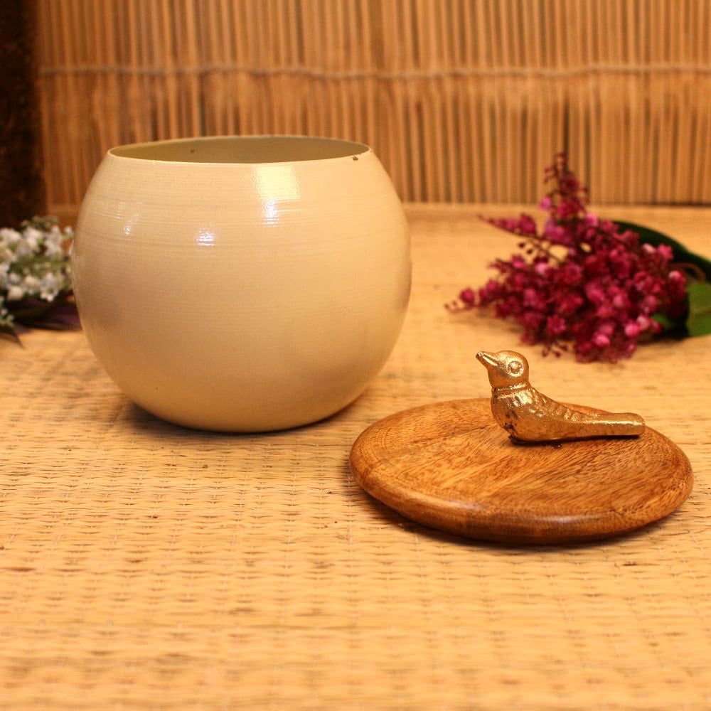 Handcrafted White Bird Bowl (Large) – Decorative Metal Bird Bowl for Home Décor