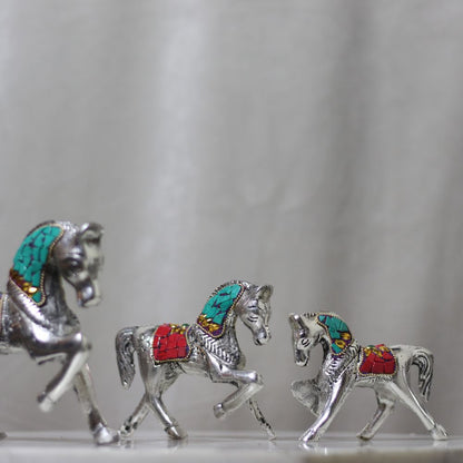 Metal Stone Horse Figurine — Set of 3 | Handcrafted Decorative Showpiece