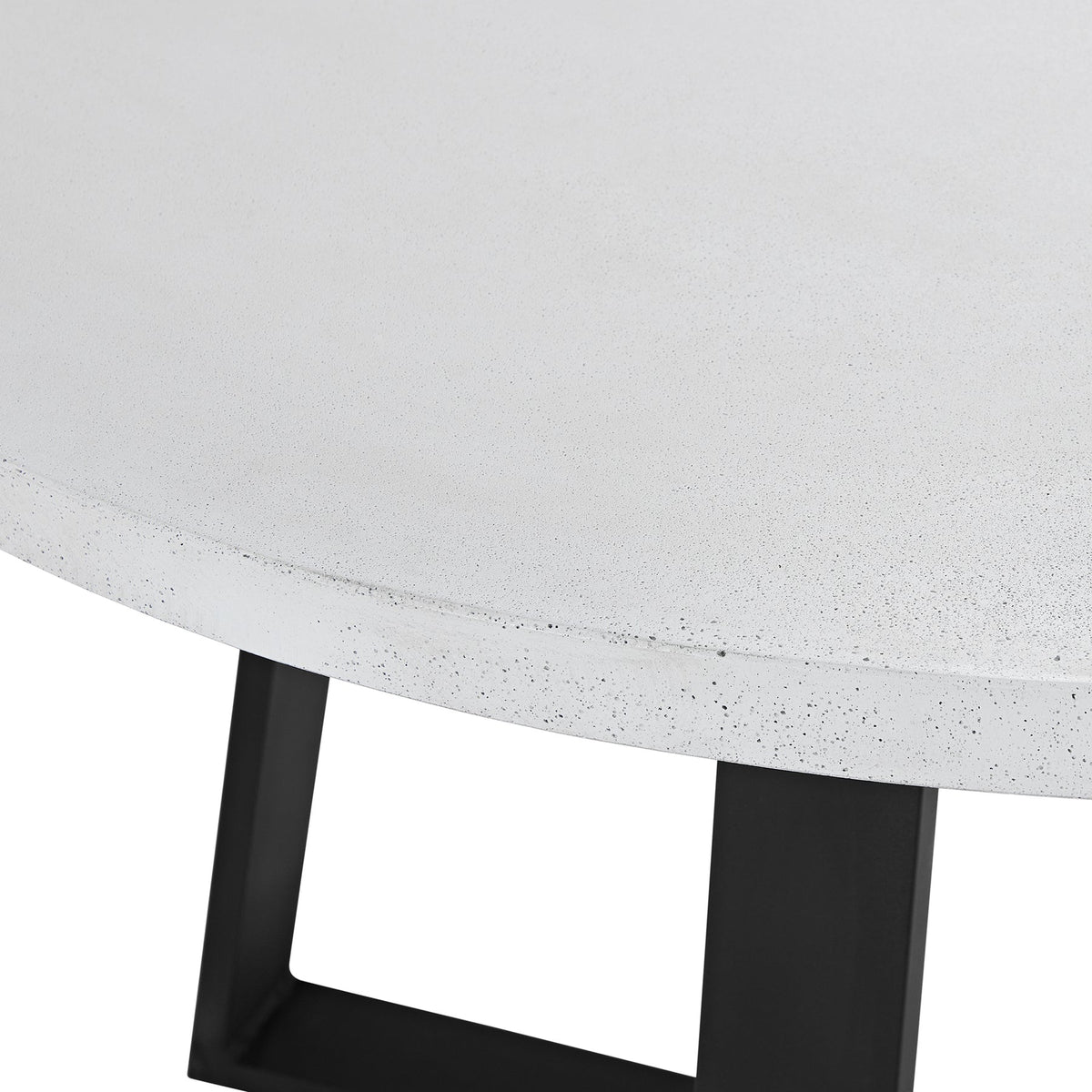 4-Seater Woven Outdoor Dining Set – Round Patio Table & 4 Armchairs