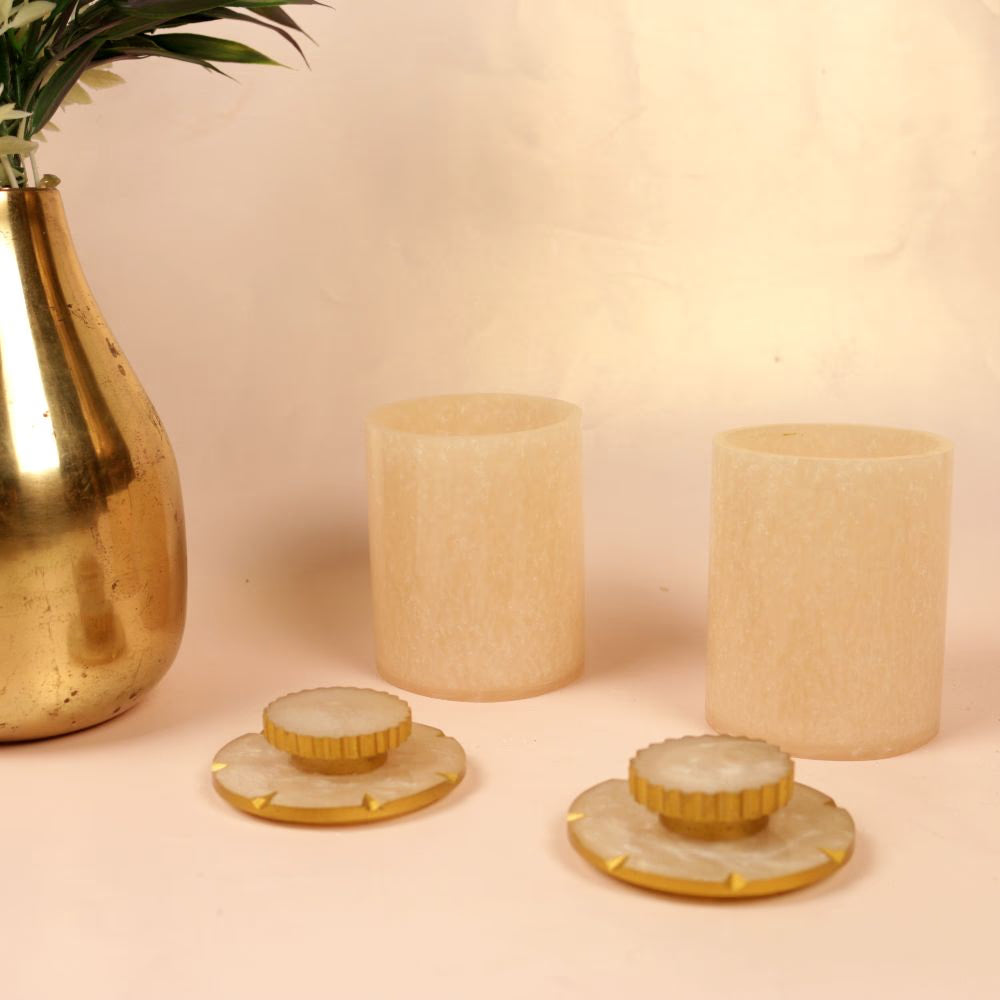 White Jaar Resin – Handcrafted Decorative Storage Jar