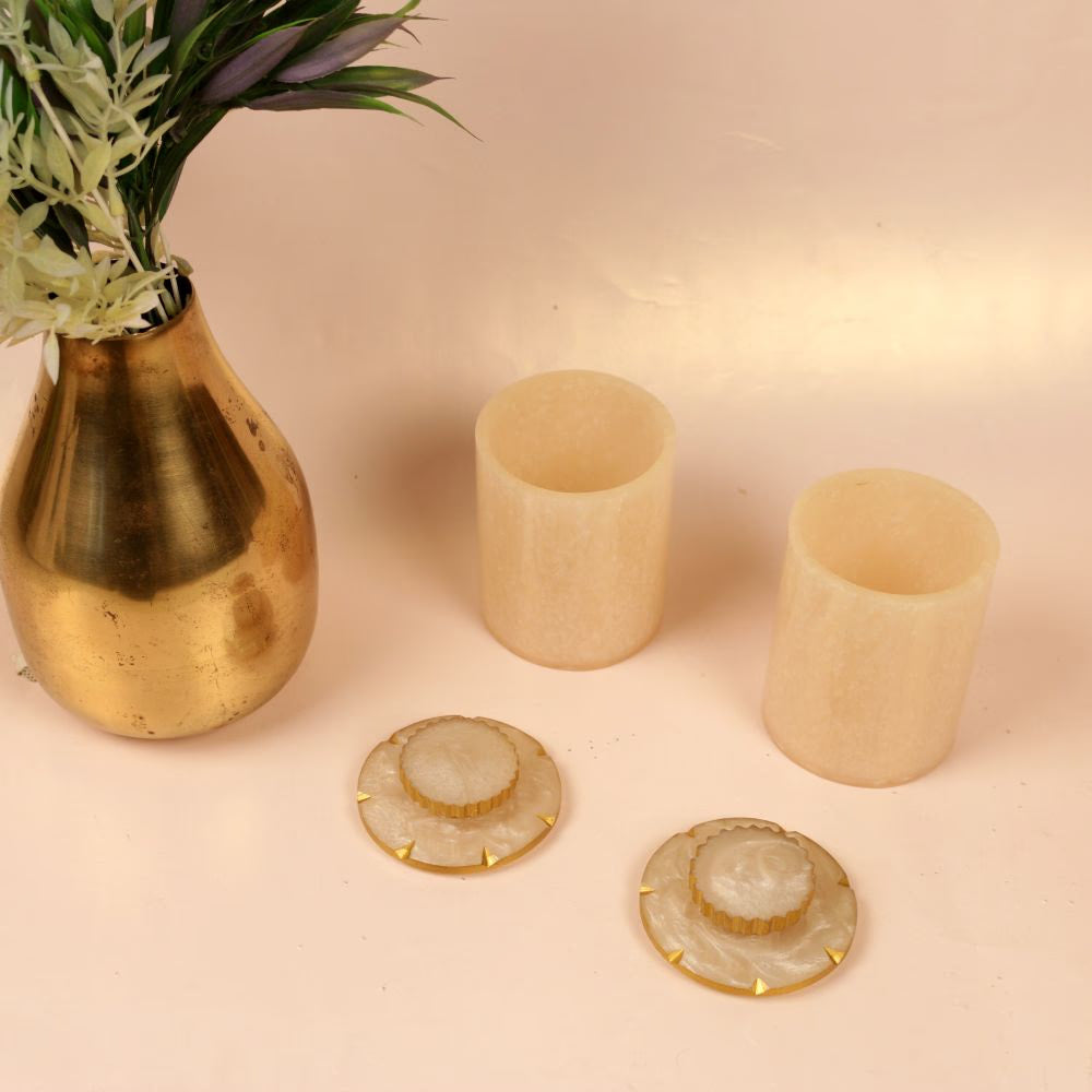White Jaar Resin – Handcrafted Decorative Storage Jar