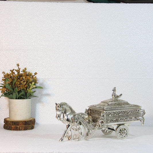 Metal Horse Cart — Handcrafted Decorative Showpiece