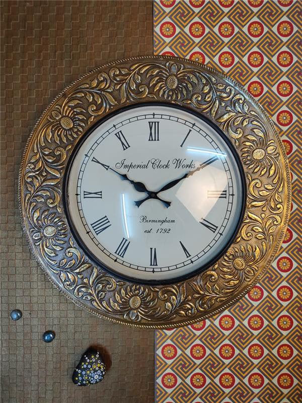 18 INCH ASSORTED CLOCK FLAT /FLOWER